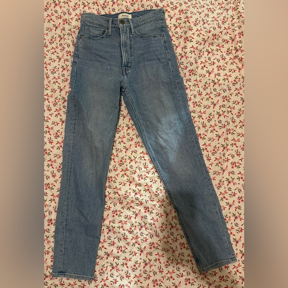 Revtown Classic High-Rise Straight Jeans in Light Blue Wash